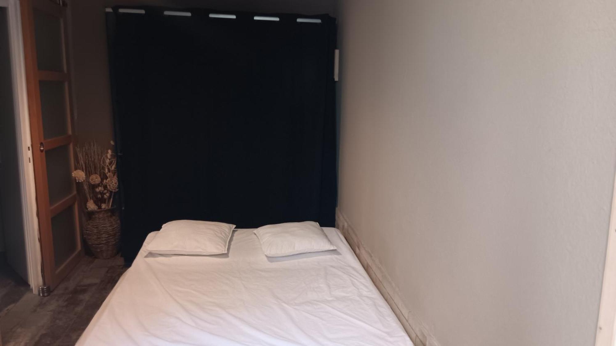 Appartement Pour 4 Personnes Dans Une Rue Tres Calme Saint-Laurent-le-Minier Zewnętrze zdjęcie