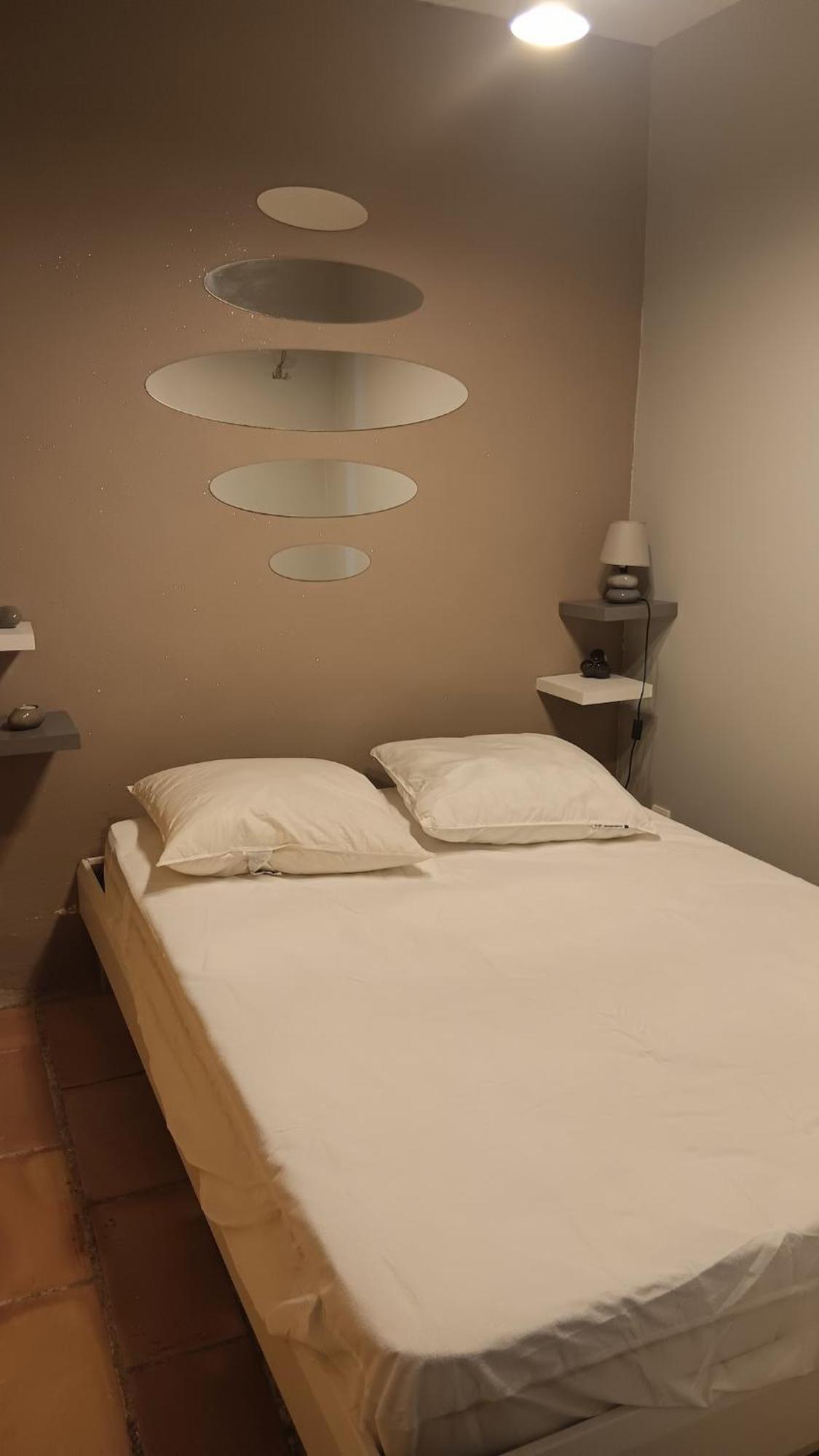 Appartement Pour 4 Personnes Dans Une Rue Tres Calme Saint-Laurent-le-Minier Zewnętrze zdjęcie